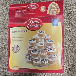 Betty Crocker Cupcake Stand